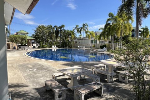 Casa de 3 dormitorios en Pattaya, Tailandia № 170794 - foto 18