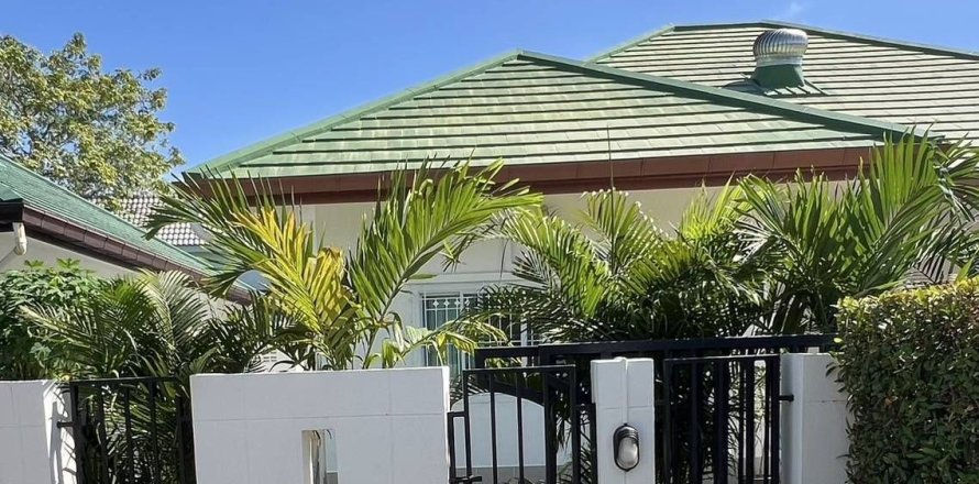 Casa de 3 dormitorios en Pattaya, Tailandia № 170794