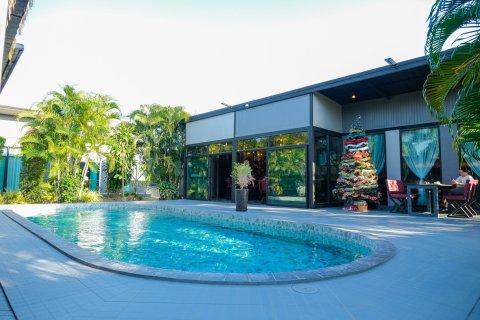 Villa in Sakon Nakhon, Thailand 6 Schlafzimmer № 170800 - Foto 3