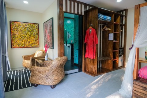 Villa in Sakon Nakhon, Thailand 6 Schlafzimmer № 170800 - Foto 5