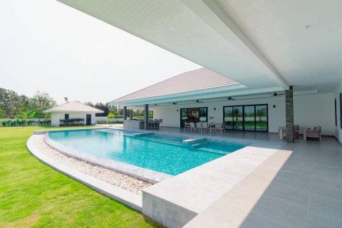 Villa in Pran Buri, Thailand 5 Schlafzimmer № 162733