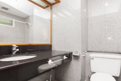 Condominio de 2 dormitorios en Bangkok, Tailandia № 67213 - foto 14