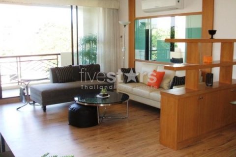 Condo in Bangkok, Thailand, 2 bedrooms  № 67215