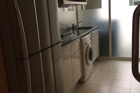 Condo in Bangkok, Thailand, 2 bedrooms  № 67216 - photo 5