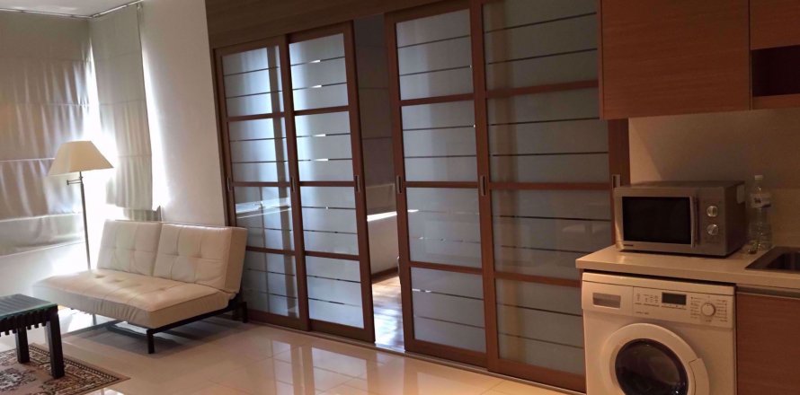Condominio de 1 dormitorio en Bangkok, Tailandia en The Emporio Place  № 51079