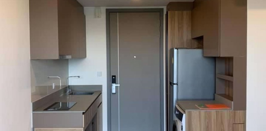 Condominio de 1 dormitorio en Bangkok, Tailandia en Taka Haus Ekamai 12  № 51089