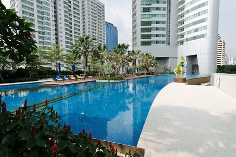Condominio de 2 dormitorios en Bangkok, Tailandia № 66541 - foto 12