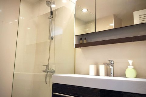 Condominio de 1 dormitorio en Bangkok, Tailandia № 66540 - foto 9