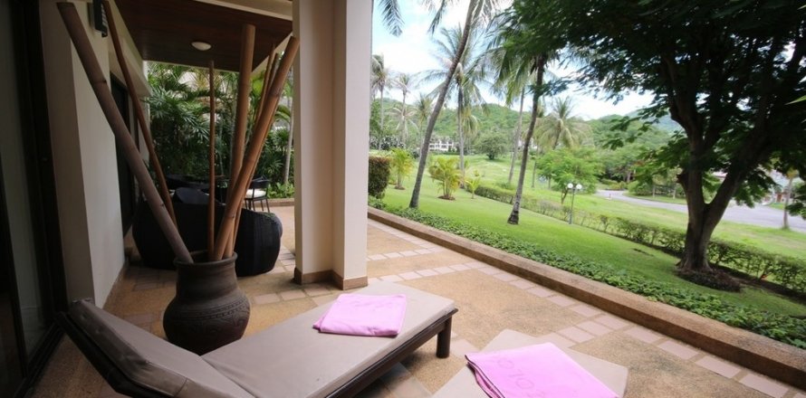 Condominio de 2 dormitorios en Hua Hin, Tailandia № 66544