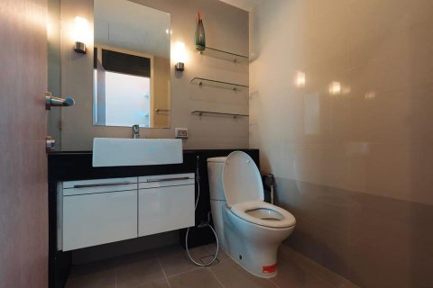 Condo in Bangkok, Thailand, 1 bedroom  № 66542 - photo 10
