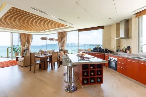 Chalet de 2 dormitorios en Bang Tao, Tailandia № 190826