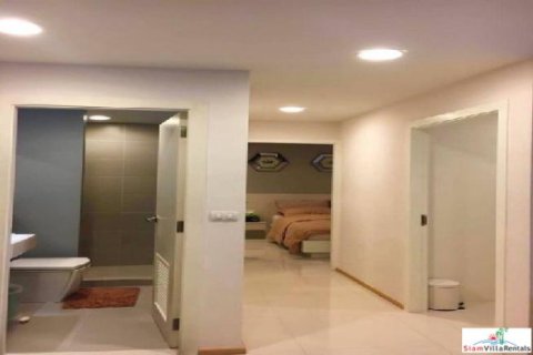 Apartamento de 2 dormitorios en Jomtien Beach, Pattaya, Tailandia № 202910 - foto 3