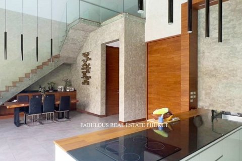 Chalet de 2 dormitorios en Bang Tao, Tailandia № 179679 - foto 8