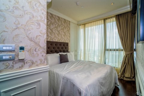 Condo à Watthana, Bangkok, Thaïlande, 3 chambres  № 200563 - photo 2