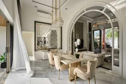 Casa de 4 dormitorios en Bang Tao, Tailandia № 153829 - foto 5