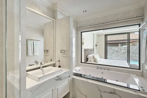 Casa de 4 dormitorios en Bang Tao, Tailandia № 153829 - foto 12
