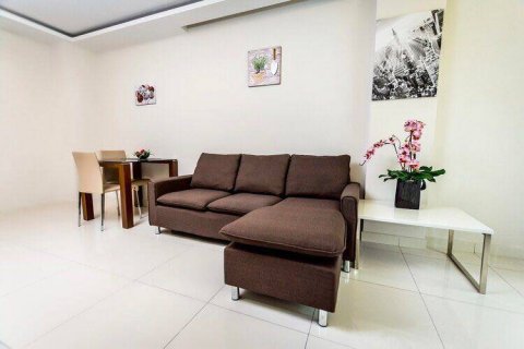 Condominio de 1 dormitorio en Pattaya, Tailandia № 204298 - foto 2