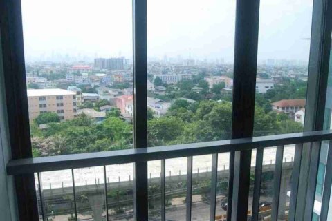 Condominio de 1 dormitorio en Thonburi, Bangkok, Tailandia № 183618 - foto 5