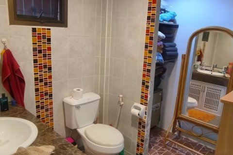 Casa de 2 dormitorios en Pattaya, Tailandia № 155566 - foto 13