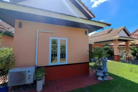 Casa de 3 dormitorios en Pattaya, Tailandia № 155562 - foto 4