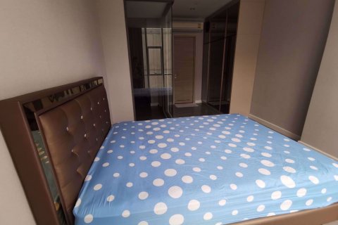 Condominio de 1 dormitorio en Bang Rak, Bangkok, Tailandia № 48182 - foto 8