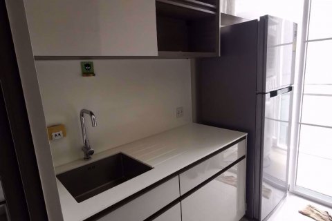 Condominio de 1 dormitorio en Bang Rak, Bangkok, Tailandia № 48182 - foto 6