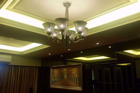 Condominio de 2 dormitorios en Ratchathewi, Bangkok, Tailandia № 48183 - foto 6