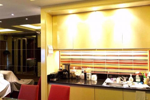 Condominio de 2 dormitorios en Ratchathewi, Bangkok, Tailandia № 48183 - foto 3