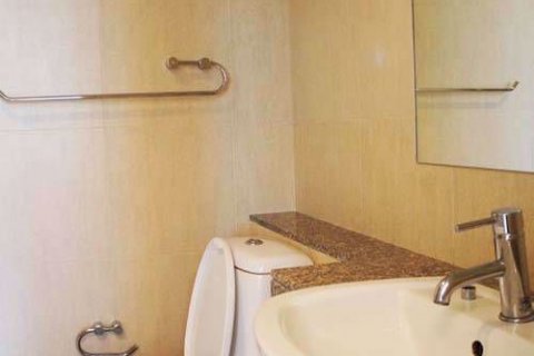 Condominio de 1 dormitorio en Watthana, Bangkok, Tailandia № 48180 - foto 7