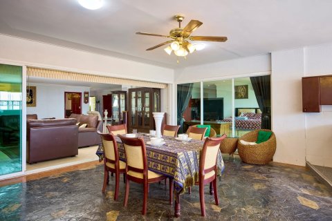 Eigentumswohnung in Pattaya, Thailand, 3 Schlafzimmer № 168879 - Foto 12
