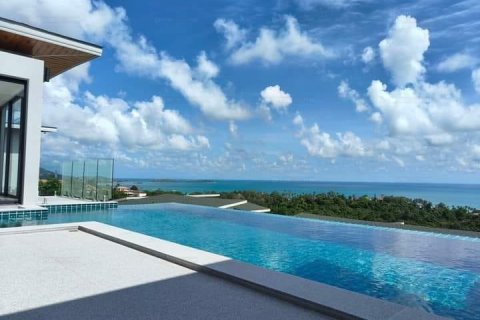 Chalet de 3 dormitorios en Chaweng Beach, Ko Samui, Tailandia № 179983