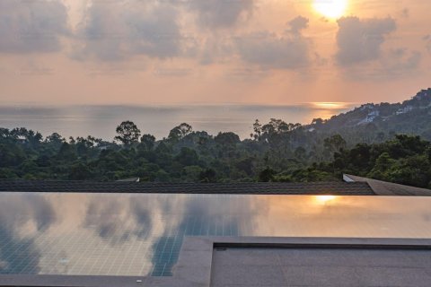 Chalet de 3 dormitorios en Chaweng Beach, Ko Samui, Tailandia № 179983 - foto 16