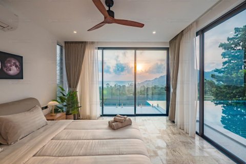 Chalet de 3 dormitorios en Chaweng Beach, Ko Samui, Tailandia № 179983 - foto 12