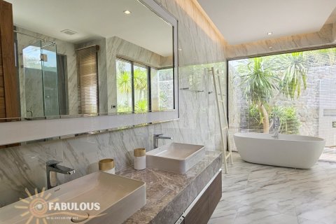 Villa in Bang Tao, Thailand 4 Schlafzimmer № 233570 - Foto 14