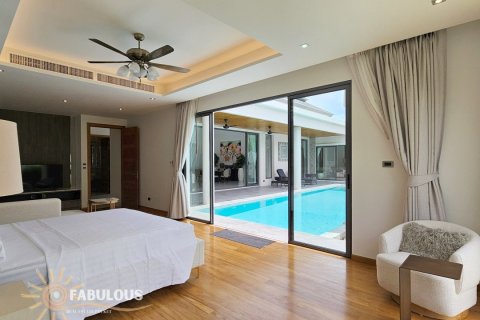 Villa in Bang Tao, Thailand 4 Schlafzimmer № 233570 - Foto 4