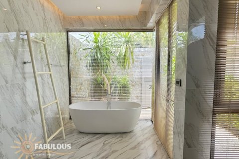 Villa in Bang Tao, Thailand 4 Schlafzimmer № 233570 - Foto 8