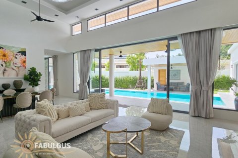 Villa in Bang Tao, Thailand 4 Schlafzimmer № 233570 - Foto 3