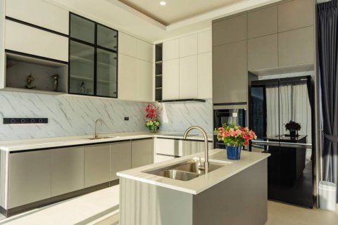 Chalet de 3 dormitorios en Hua Hin, Tailandia № 176821 - foto 4