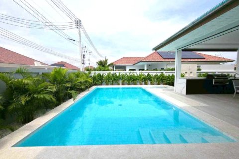 Villa in Hua Hin, Thailand 3 Schlafzimmer № 176818 - Foto 2