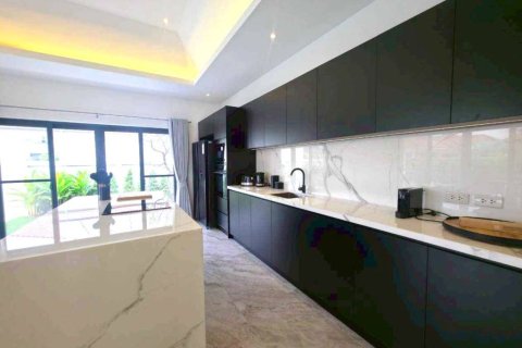 Villa in Hua Hin, Thailand 3 Schlafzimmer № 176818 - Foto 6