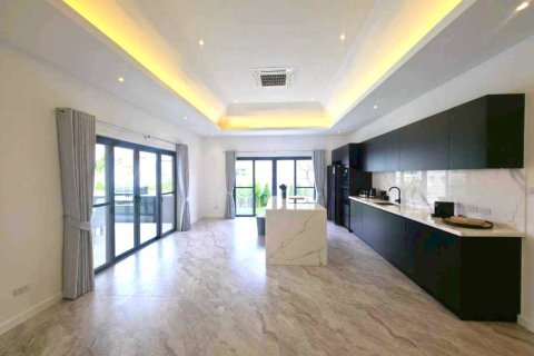 Villa in Hua Hin, Thailand 3 Schlafzimmer № 176818 - Foto 5