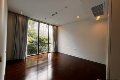 Condominio de 4 dormitorios en Bangkok, Tailandia № 201915 - foto 8