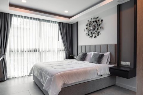 Apartamento de 1 dormitorio en Pattaya, Tailandia № 203464 - foto 13