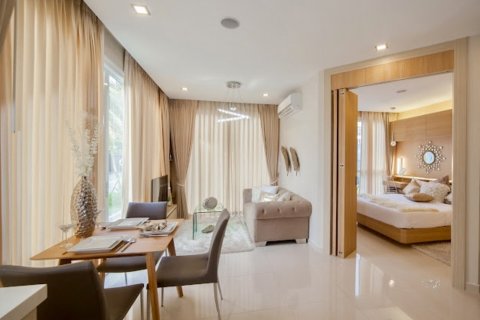 Apartamento de 1 dormitorio en Pattaya, Tailandia № 203466 - foto 9