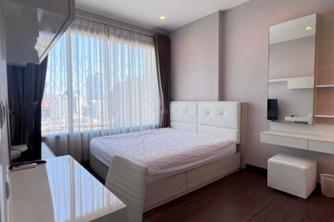 Condominio de 1 dormitorio en Ratchathewi, Bangkok, Tailandia № 54130 - foto 9