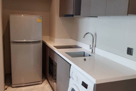 Condominio de 1 dormitorio en Bangkok, Tailandia № 116976 - foto 3