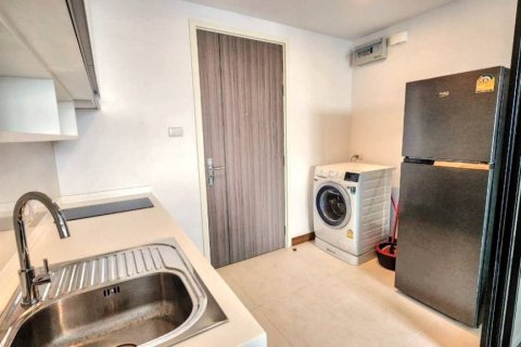 Condominio de 1 dormitorio en Khlong San, Bangkok, Tailandia № 116974 - foto 4