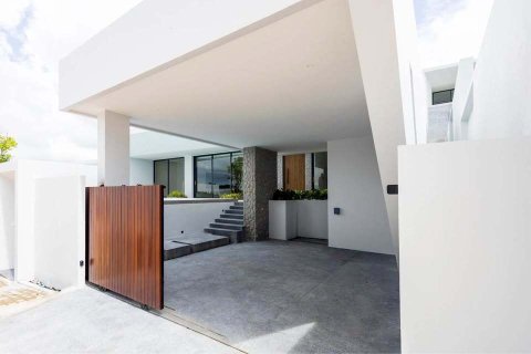 Chalet de 3 dormitorios en Phuket, Tailandia № 170467 - foto 5
