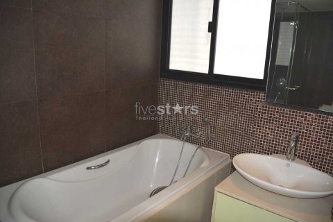 Condominio de 3 dormitorios en Bangkok, Tailandia № 67023 - foto 10