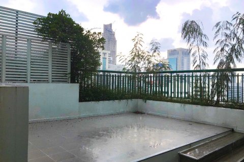 Condominio de 3 dormitorios en Bangkok, Tailandia № 67024 - foto 2